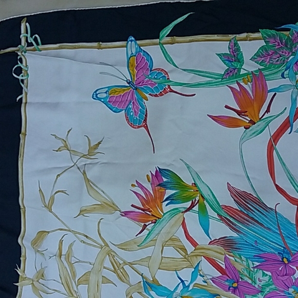 Christian Dior silk scarf size 34 x 34 Made in Italy Vintage - Picture 4 of 15